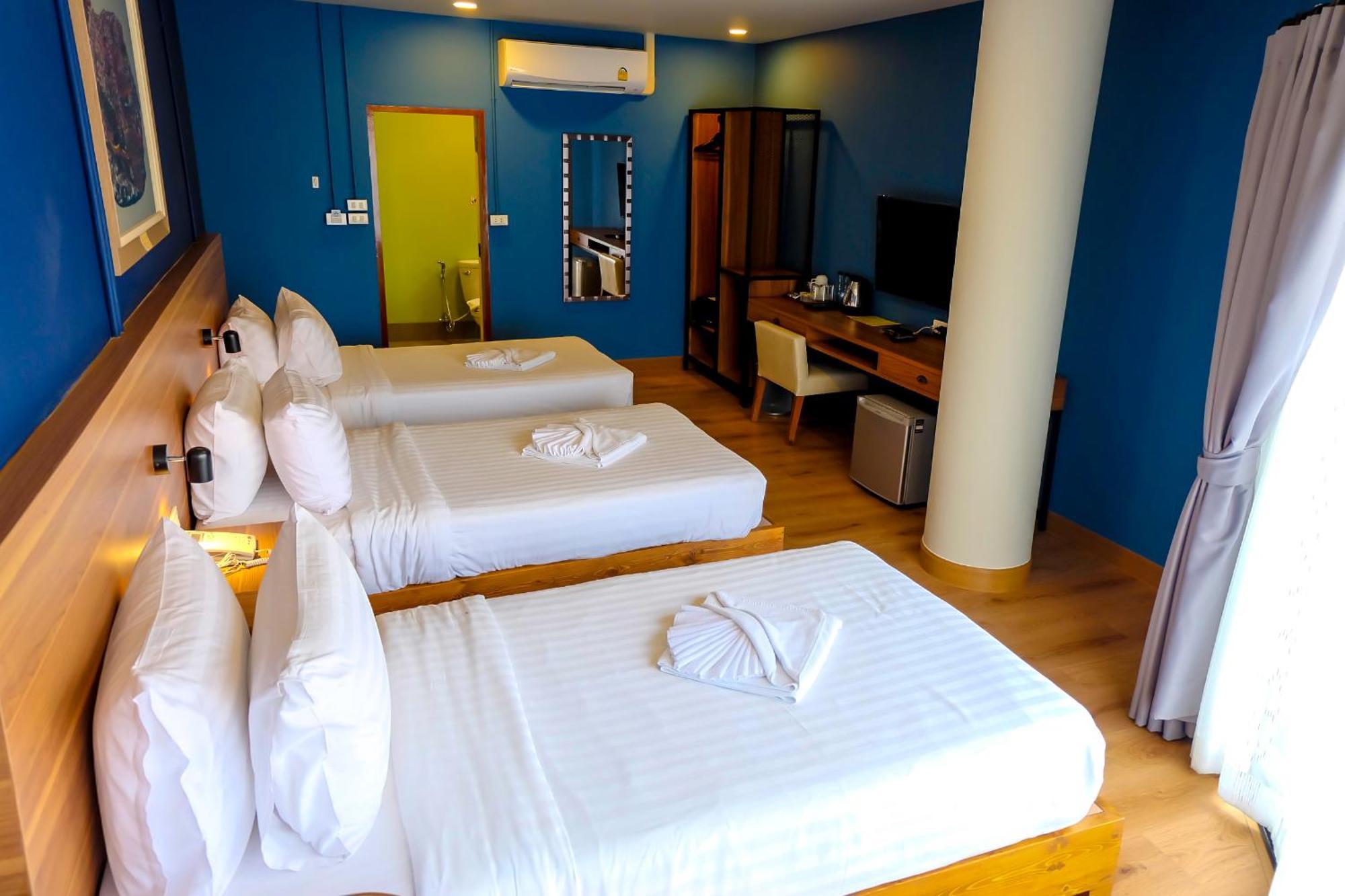 Siri Oriental Bangkok Hotel Стая снимка